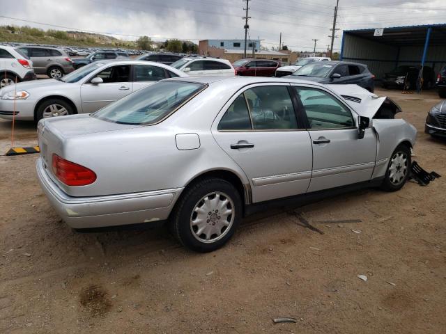 1998 Mercedes-Benz E 320 4Matic VIN: WDBJF82FXWX009547 Lot: 52729834