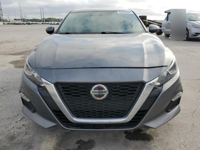 2020 Nissan Altima - Image 5