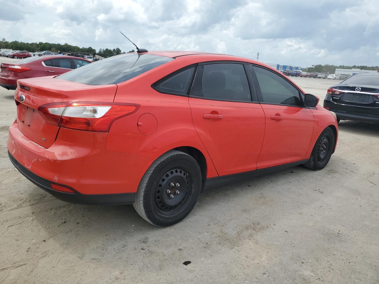 2012 Ford Focus Se vin: 1FAHP3F22CL220077