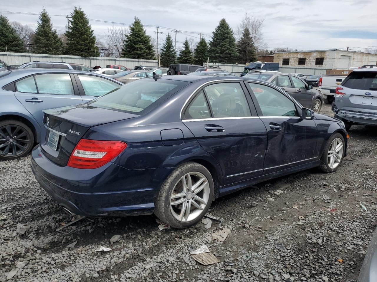 WDDGF8ABXDR300289 2013 Mercedes-Benz C 300 4Matic