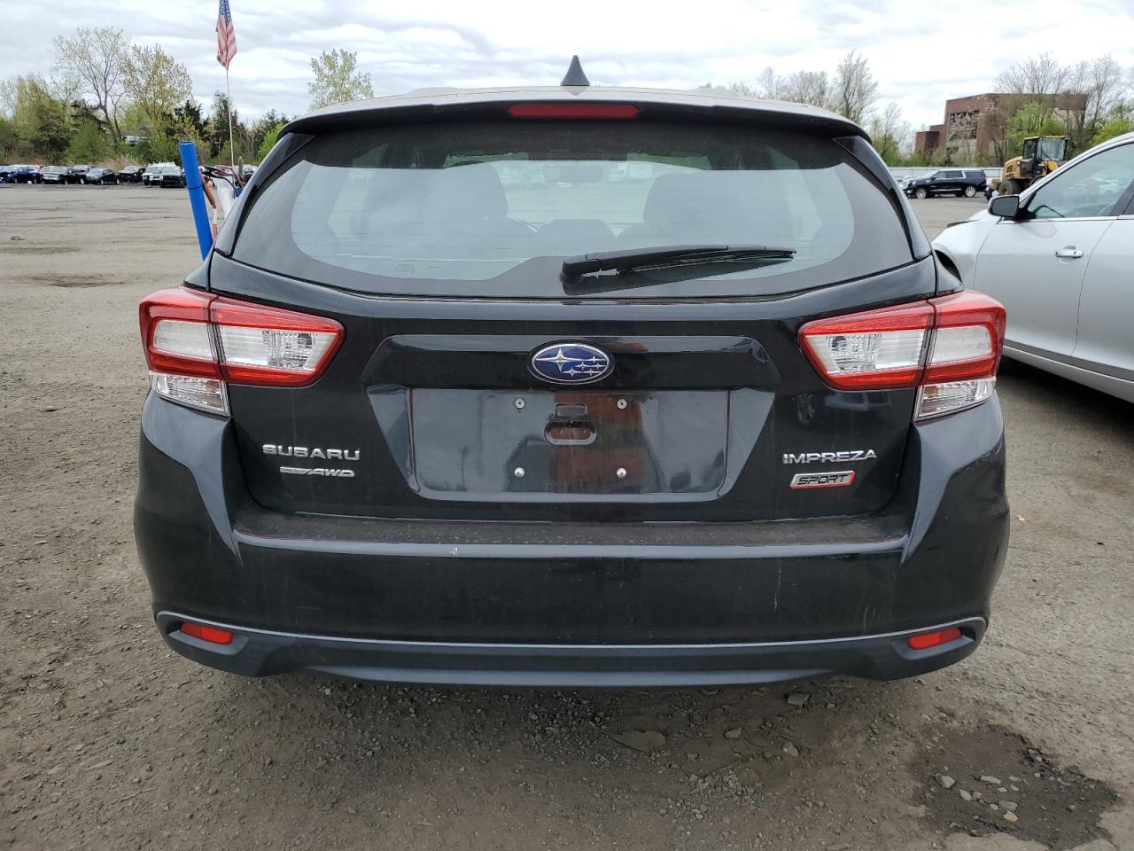 2018 Subaru Impreza Sport vin: 4S3GTAM61J3736083