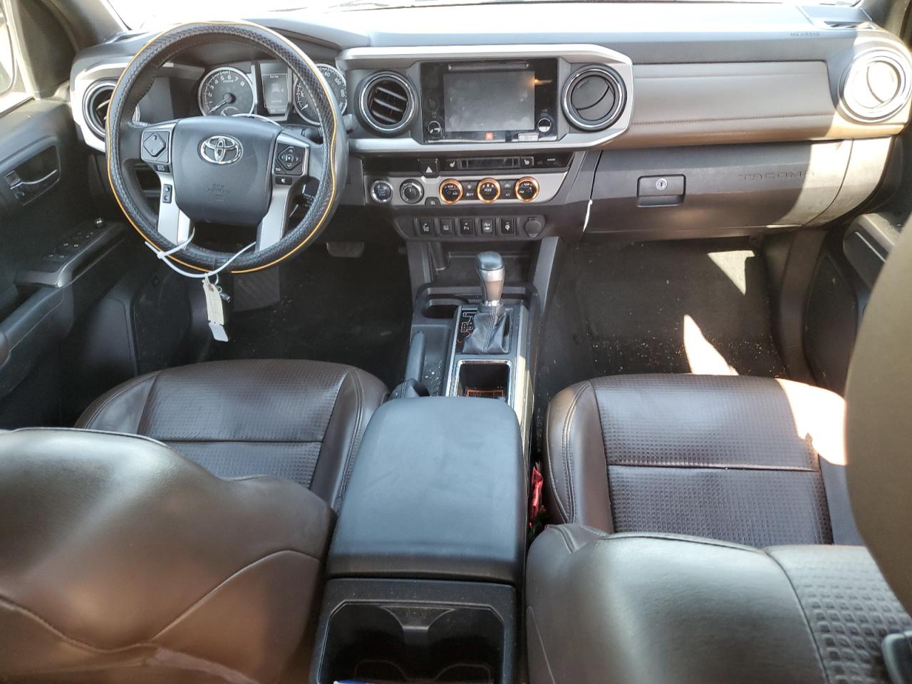 3TMGZ5AN8HM120584 2017 Toyota Tacoma Double Cab