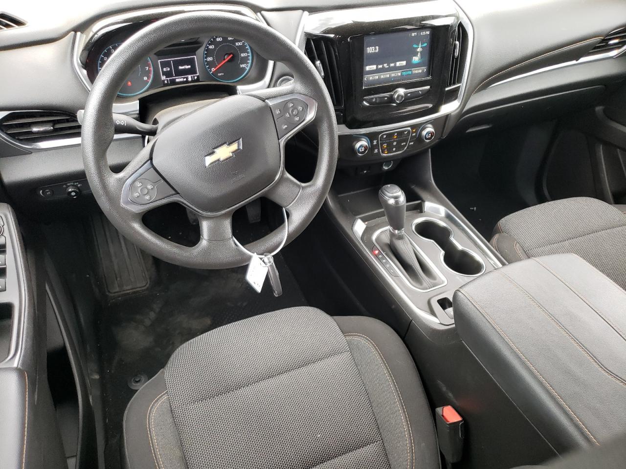 1GNERFKW2JJ110132 2018 Chevrolet Traverse Ls