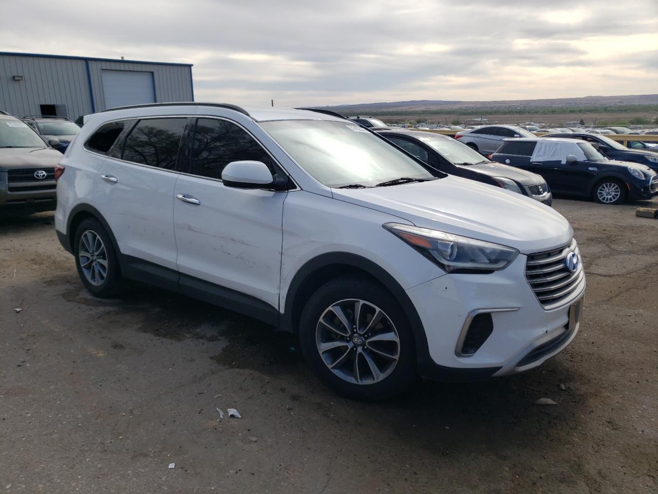 2017 Hyundai Santa Fe Se vin: KM8SM4HF3HU195573