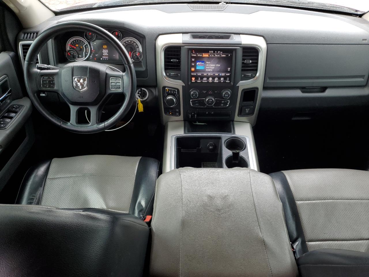 1C6RR7GG0DS500153 2013 Ram 1500 Slt