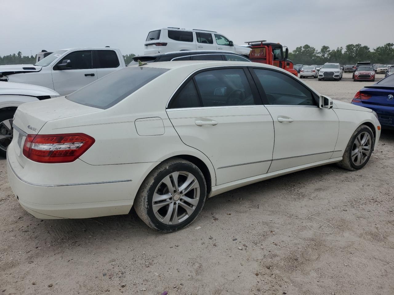 WDDHF8HB6BA486869 2011 Mercedes-Benz E 350 4Matic