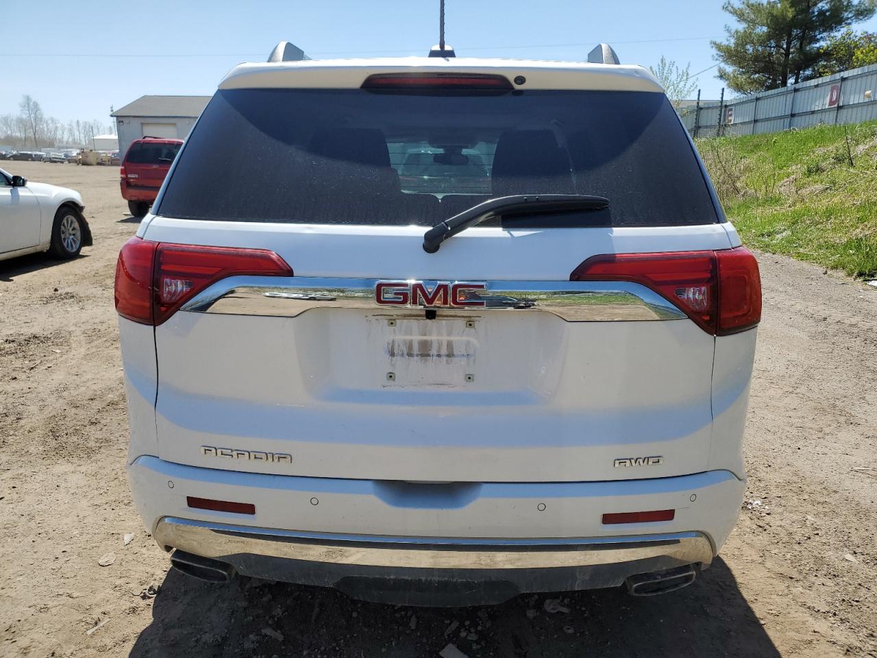 1GKKNXLS6JZ103537 2018 GMC Acadia Denali