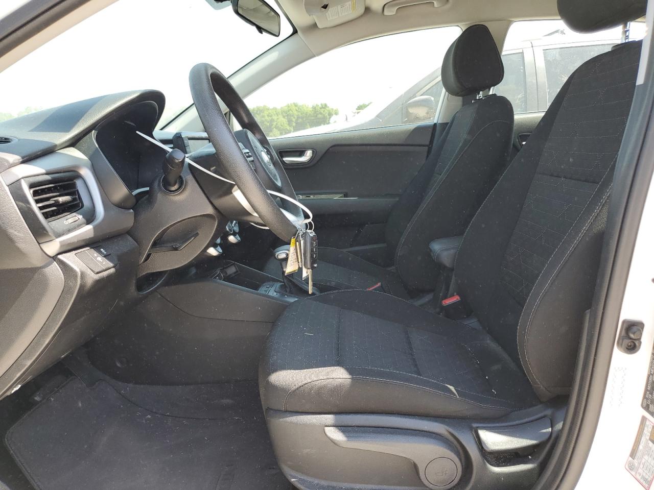 3KPA25AD2LE303726 2020 Kia Rio Lx