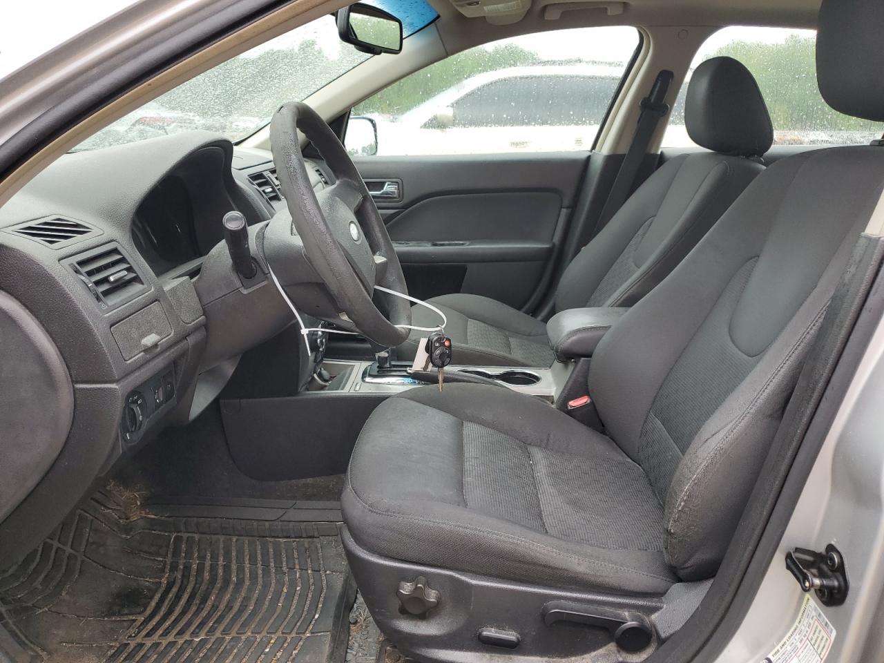 3FAHP0HA6AR294278 2010 Ford Fusion Se