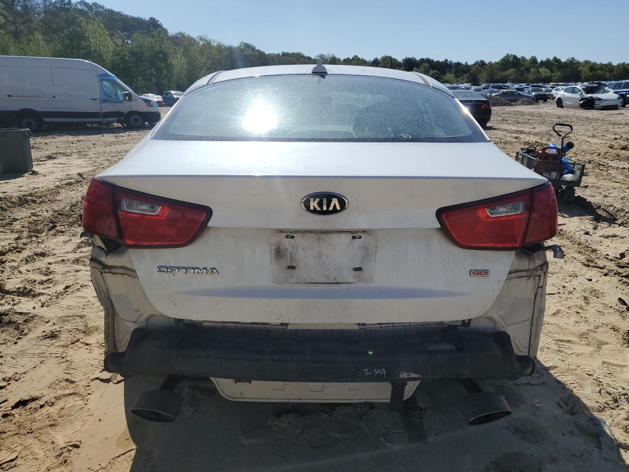 KNAGM4A7XF5577892 2015 Kia Optima Lx