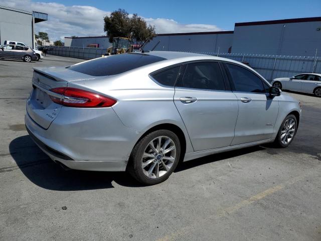 VIN 3FA6P0LU5JR139195 2018 Ford Fusion, Se Hybrid no.3