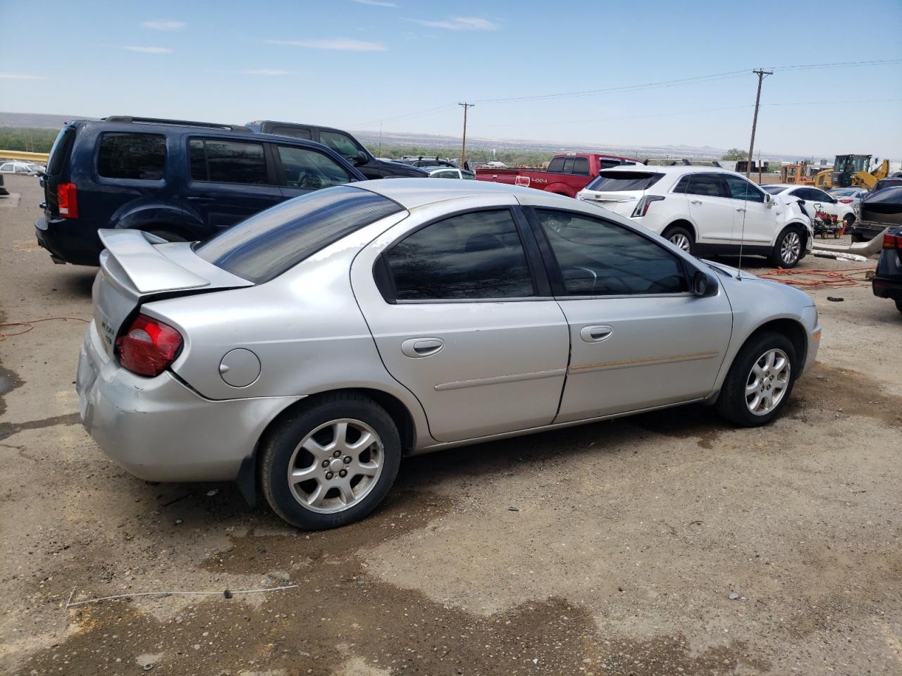 1B3ES56C75D261044 2005 Dodge Neon Sxt