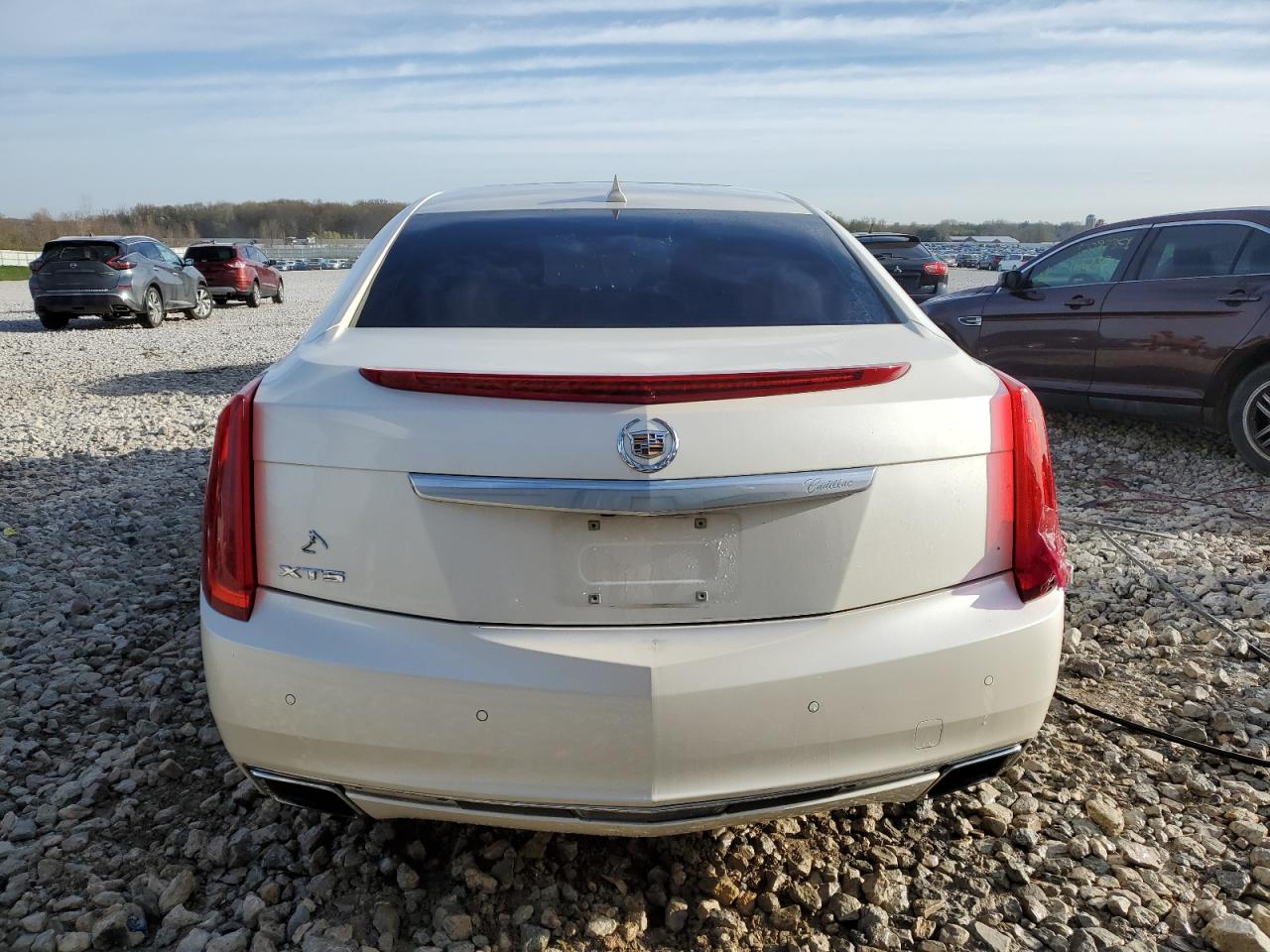 2014 Cadillac Xts Luxury Collection vin: 2G61M5S36E9325653