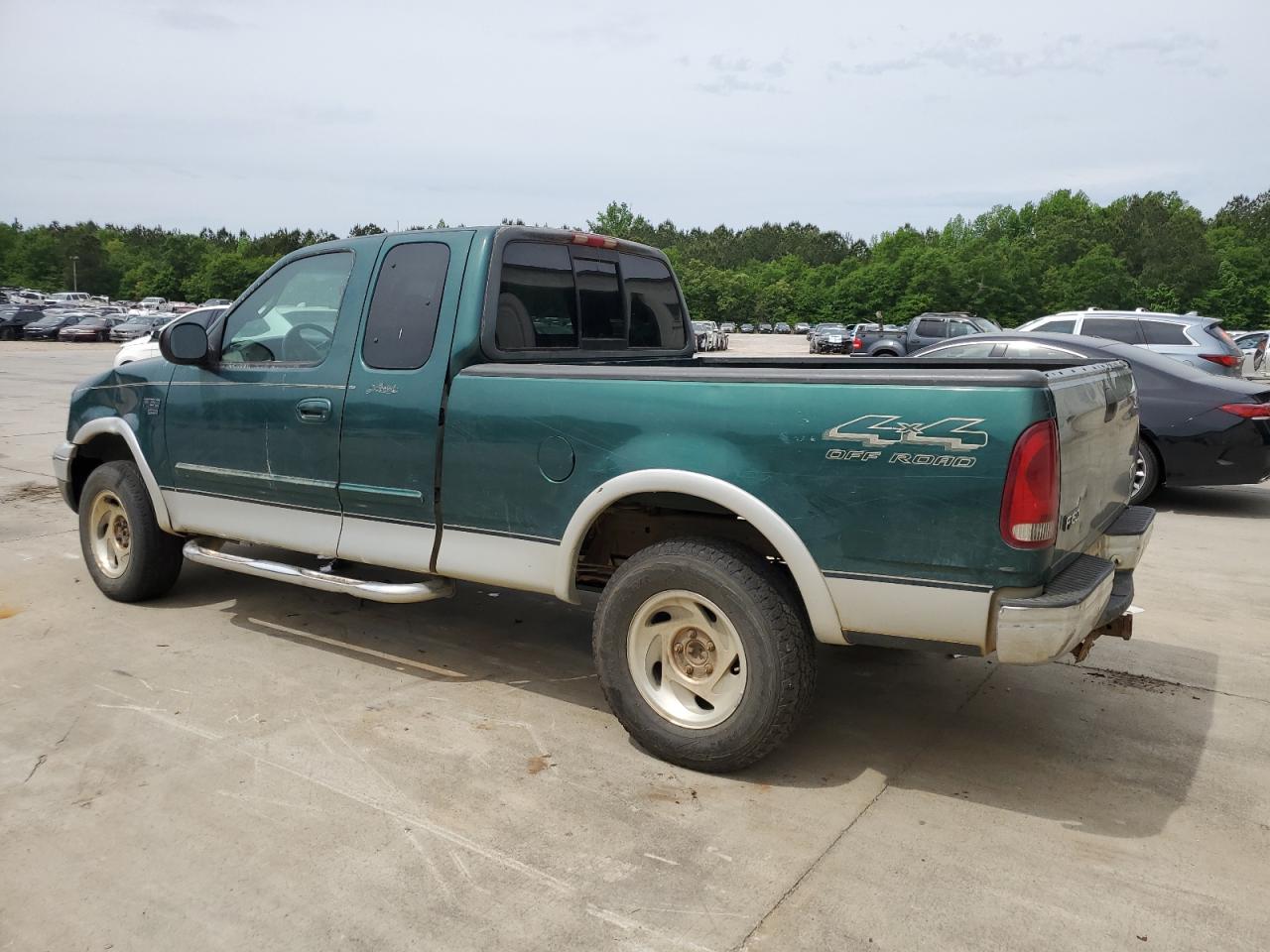 1FTRX18L3YNB15407 2000 Ford F150