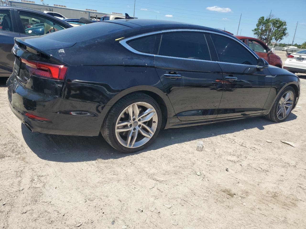 WAUANCF57KA063813 2019 Audi A5 Premium