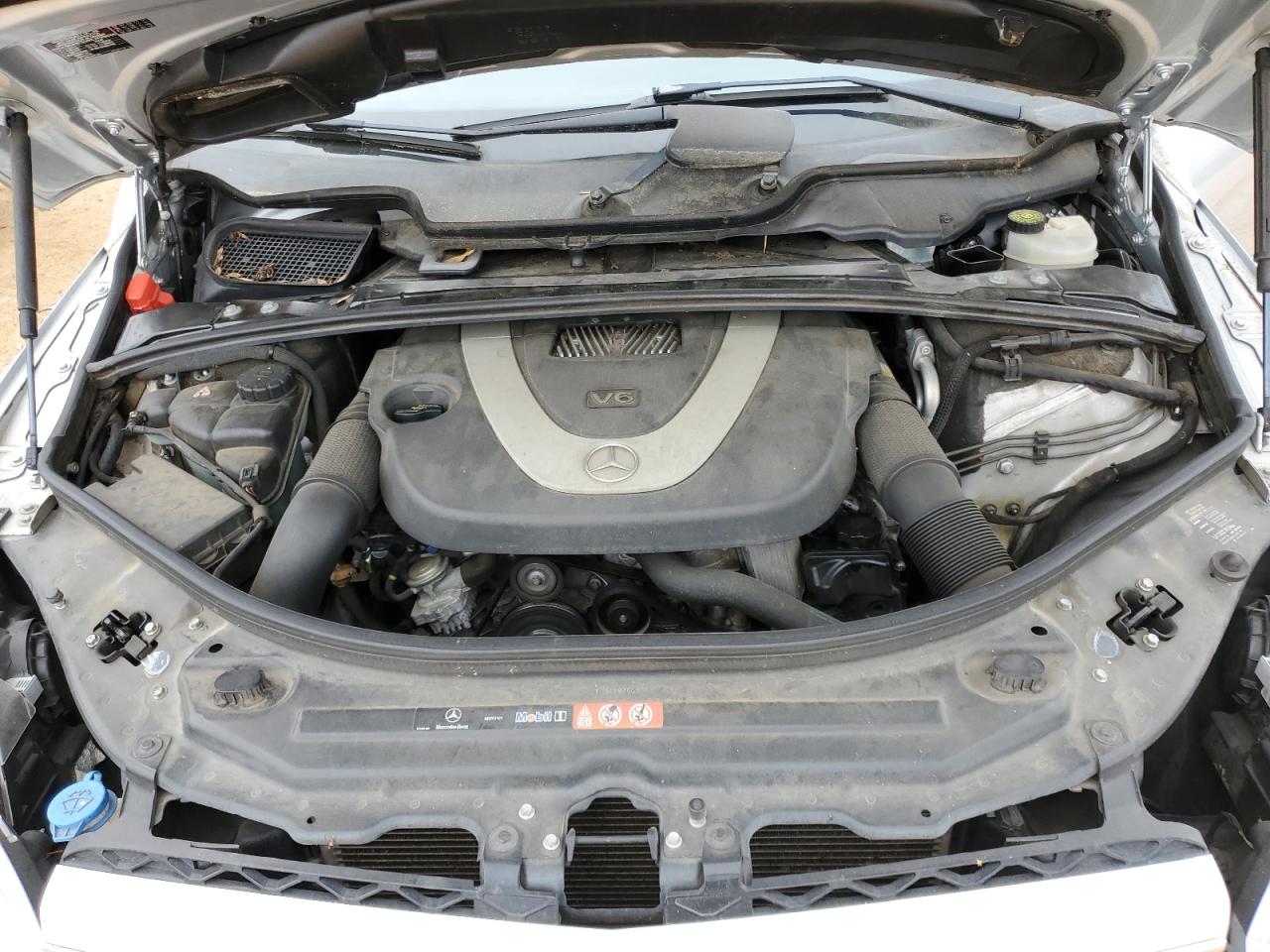 4JGCB56E48A070738 2008 Mercedes-Benz R 350