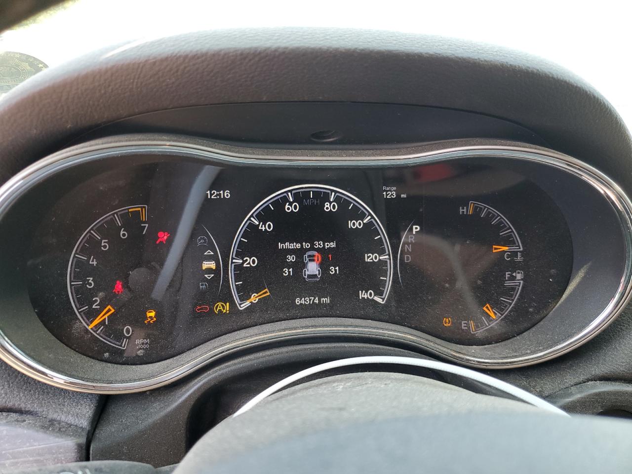 1C4RJEAG4LC296494 2020 Jeep Grand Cherokee Laredo