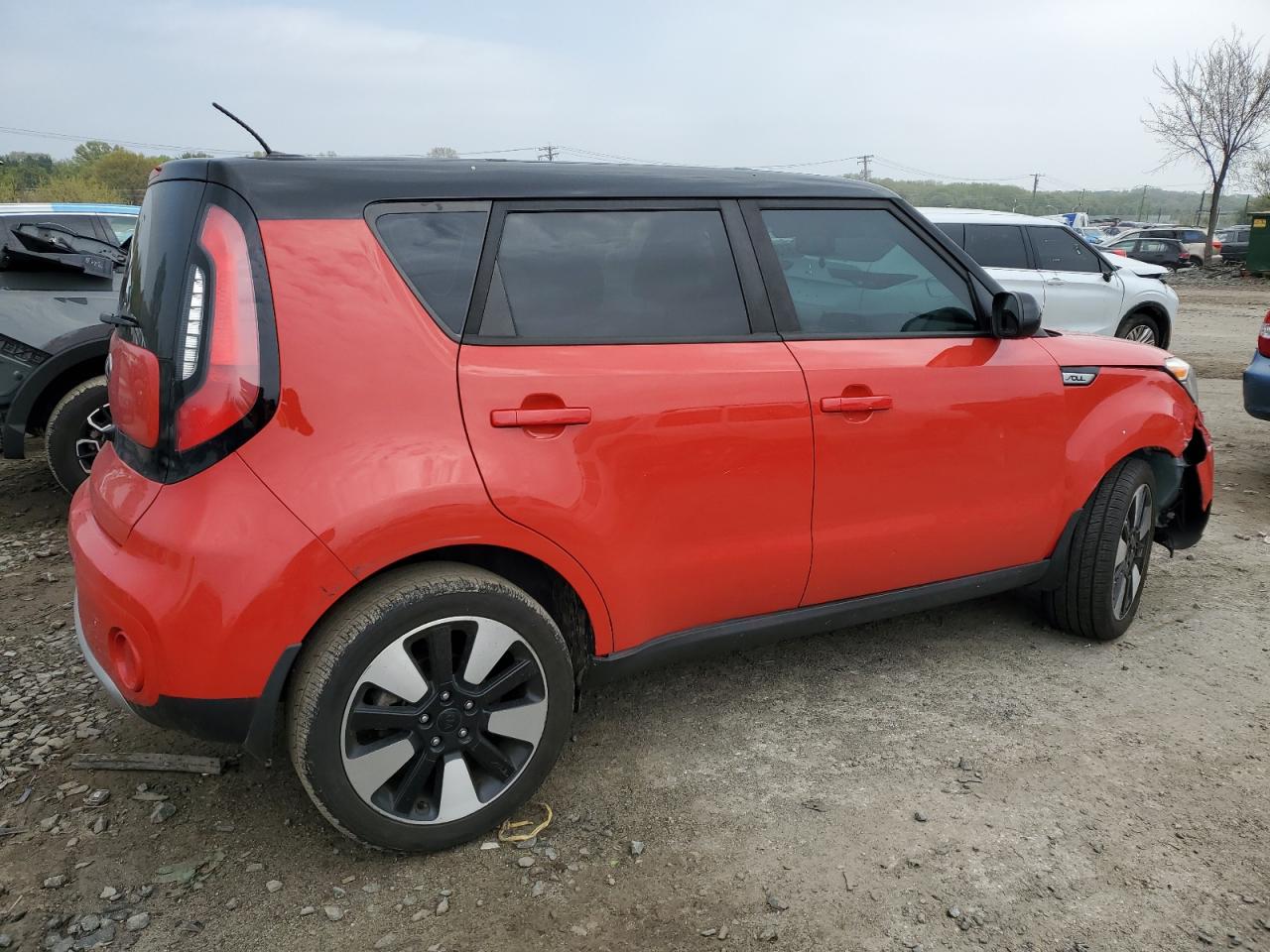 KNDJP3A57H7450047 2017 Kia Soul +