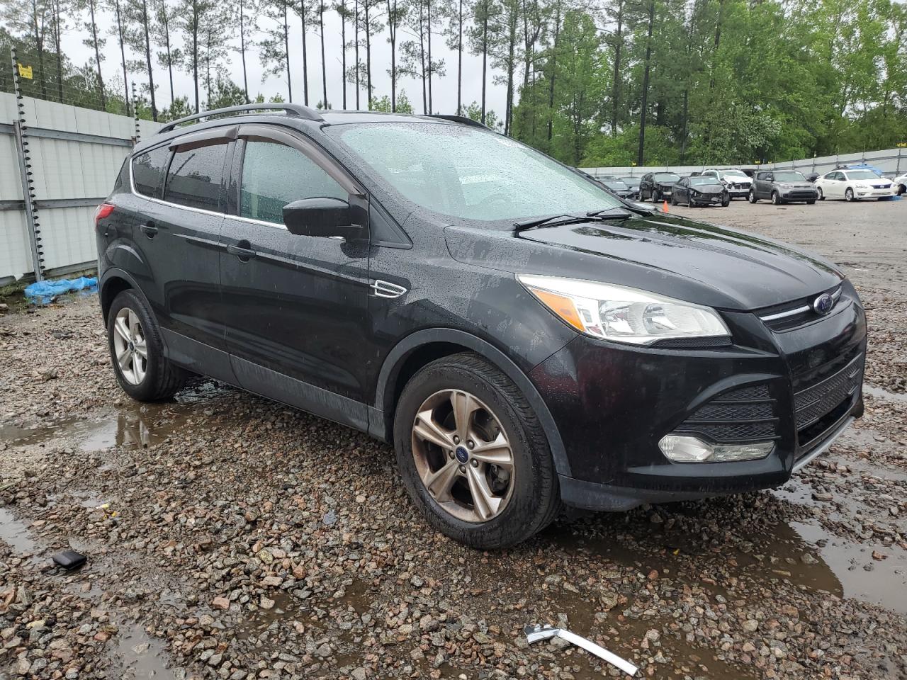 1FMCU9G92EUD69738 2014 Ford Escape Se
