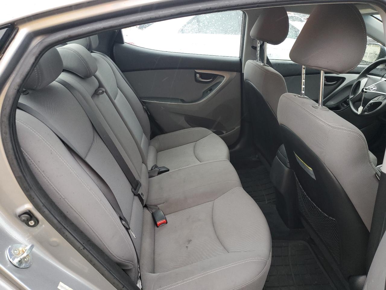 KMHDH4AE9EU152804 2014 Hyundai Elantra Se