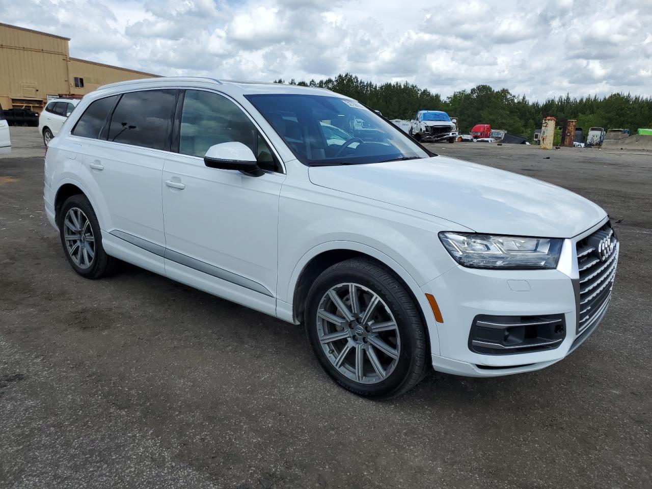 WA1LAAF73JD042736 2018 Audi Q7 Premium Plus