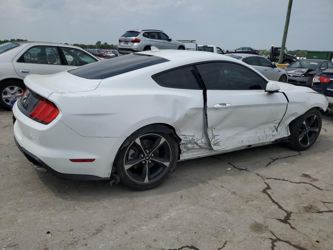 2022 Ford Mustang vin: 1FA6P8TH9N5148007