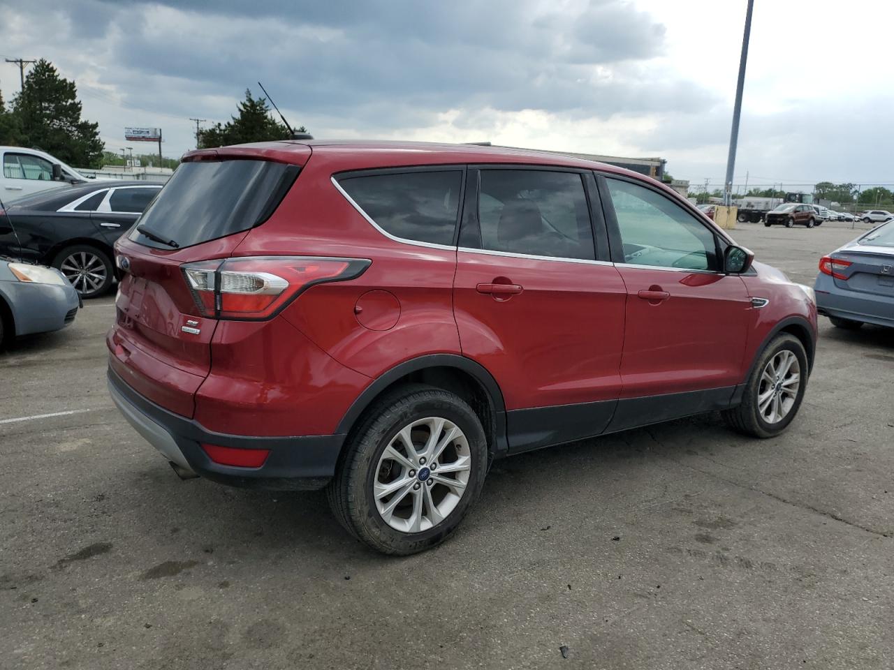 2017 Ford Escape Se vin: 1FMCU0GD7HUB00333