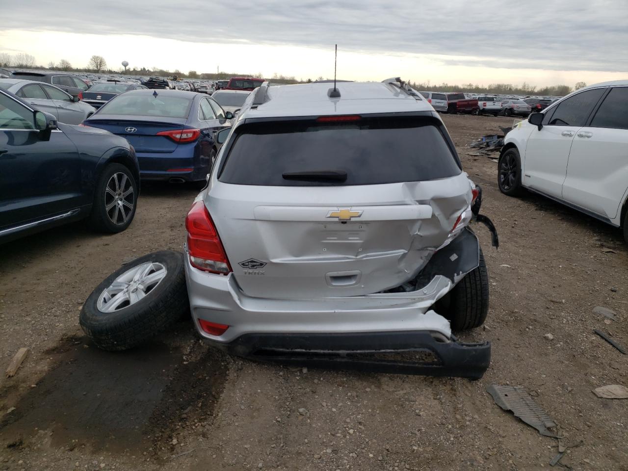 KL7CJLSBXLB328476 2020 Chevrolet Trax 1Lt