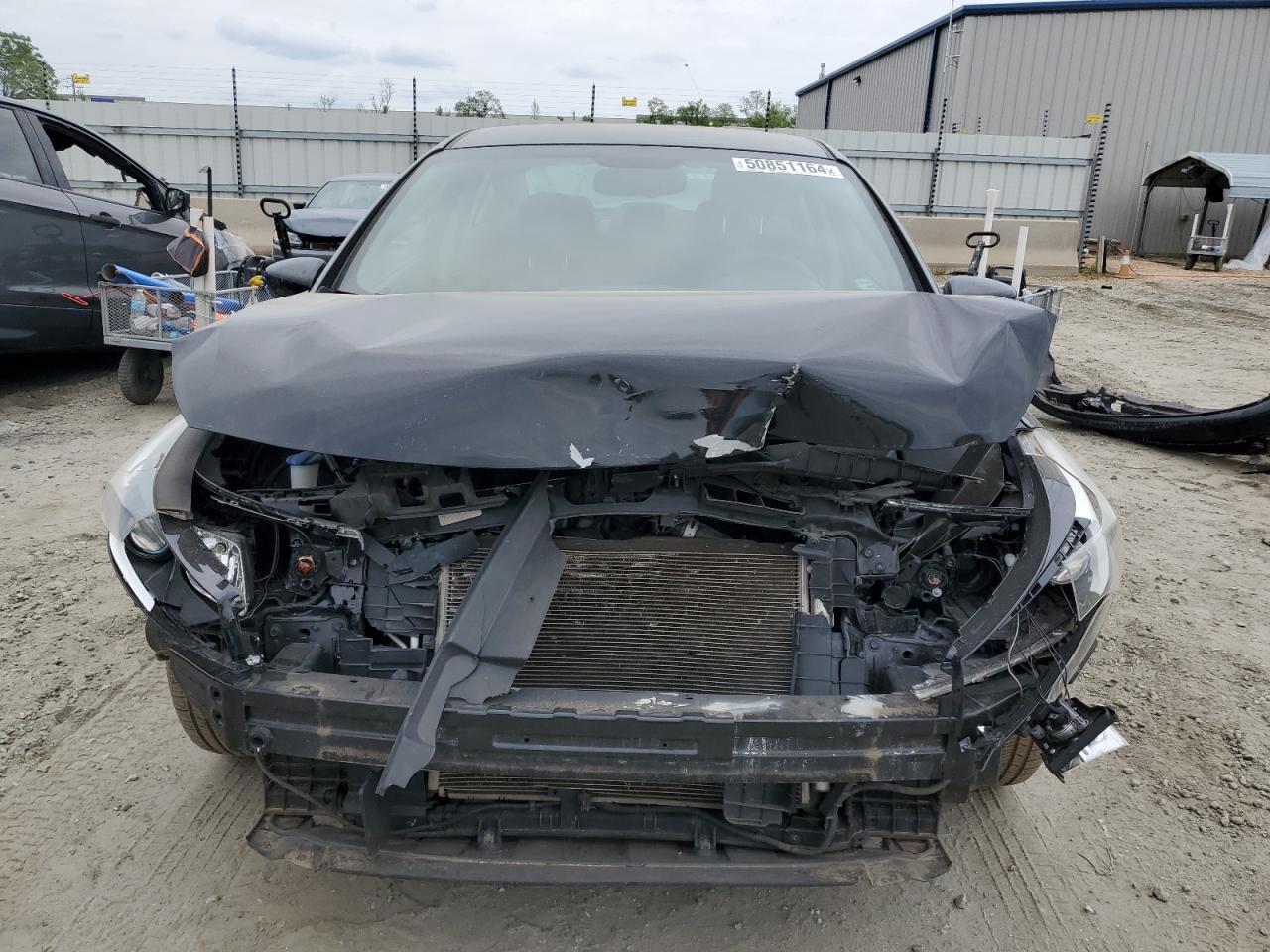 3KPFK4A72HE041370 2017 Kia Forte Lx