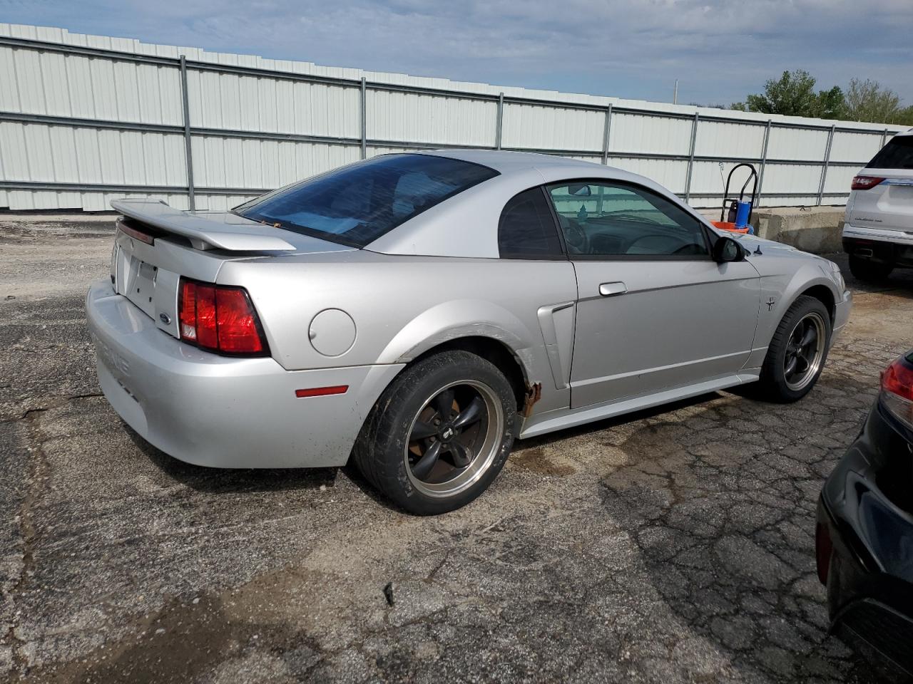 1FAFP40433F304611 2003 Ford Mustang