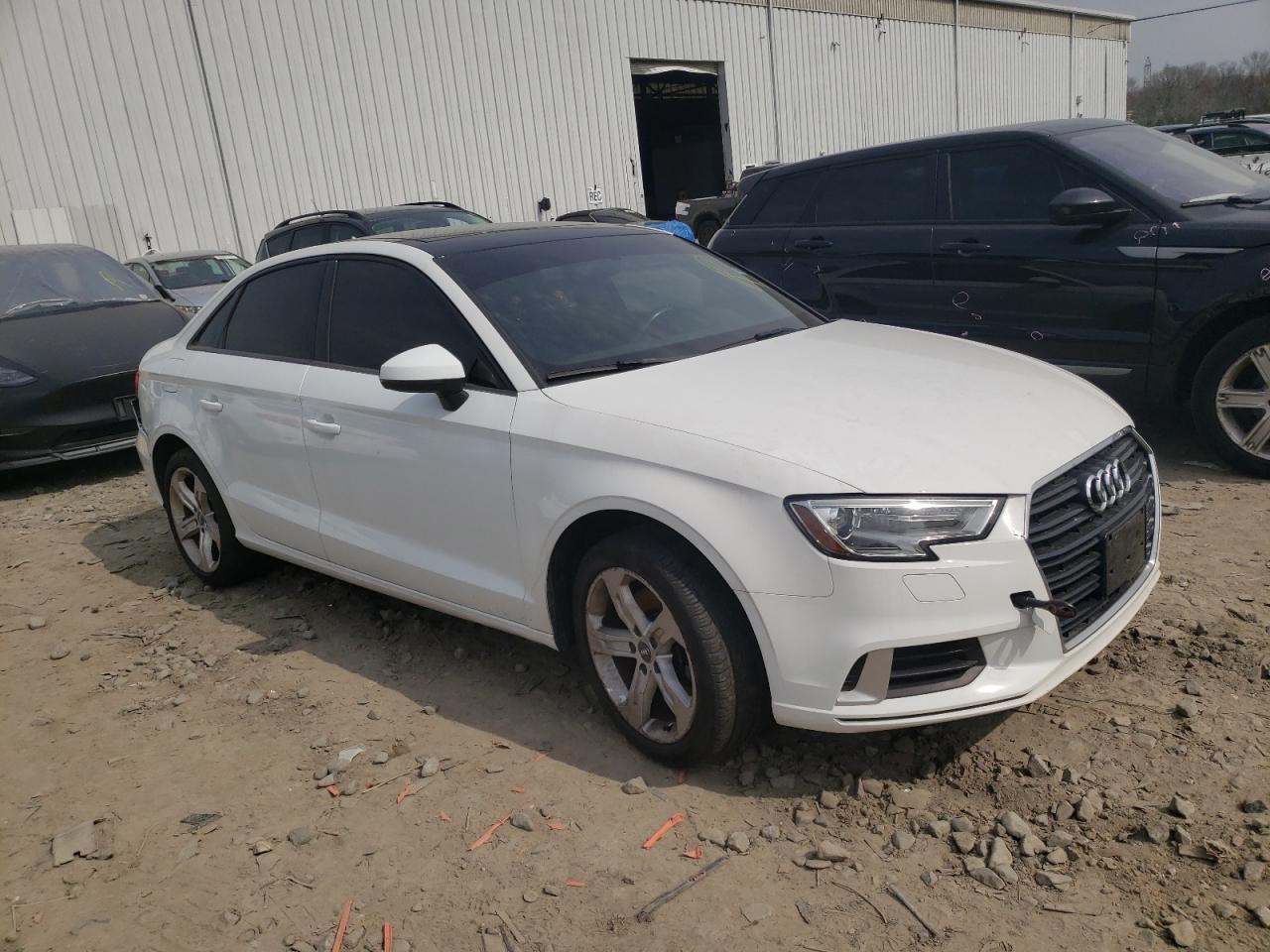 WAUAUGFF2H1038670 2017 Audi A3 Premium