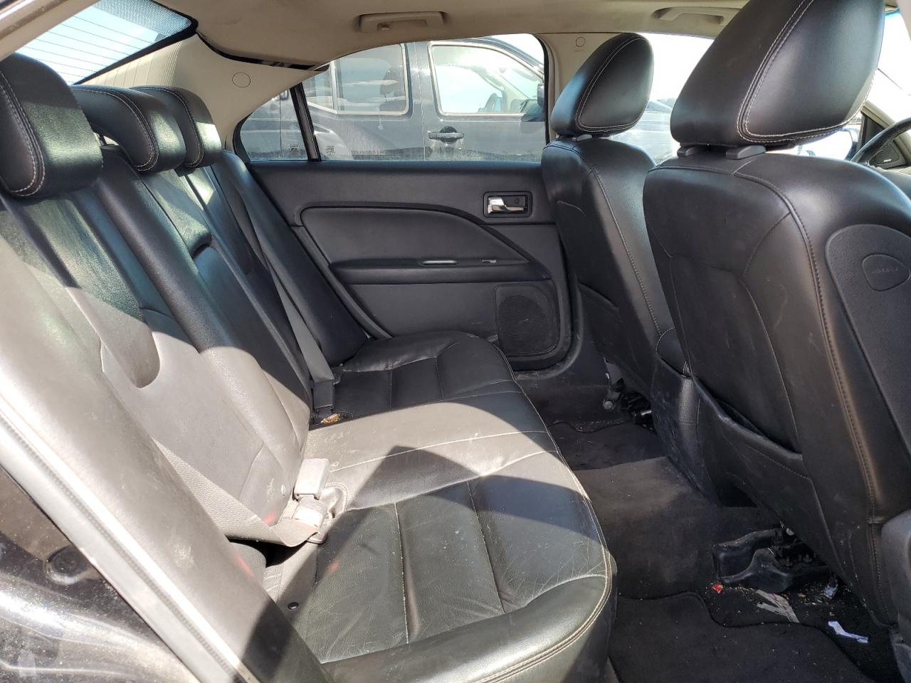 3FAHP0CG2AR118968 2010 Ford Fusion Sel