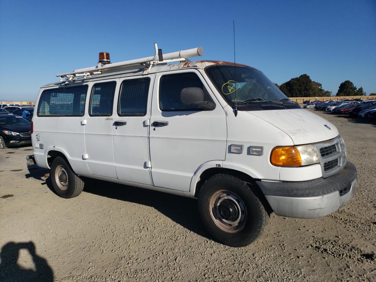 2B7LB31Z6XK518323 1999 Dodge Ram Van B3500