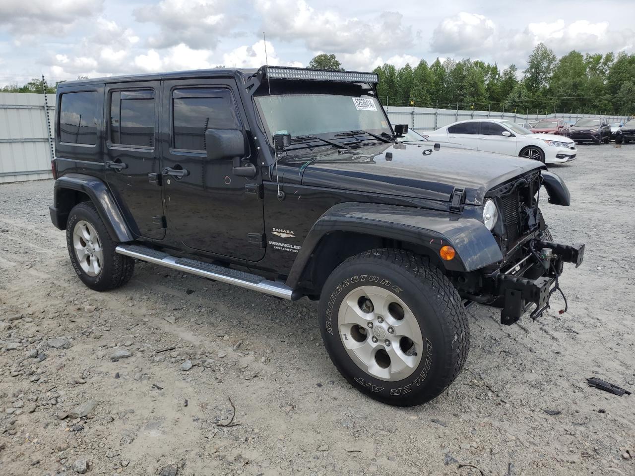 2015 Jeep Wrangler Unlimited Sahara vin: 1C4BJWEGXFL552210