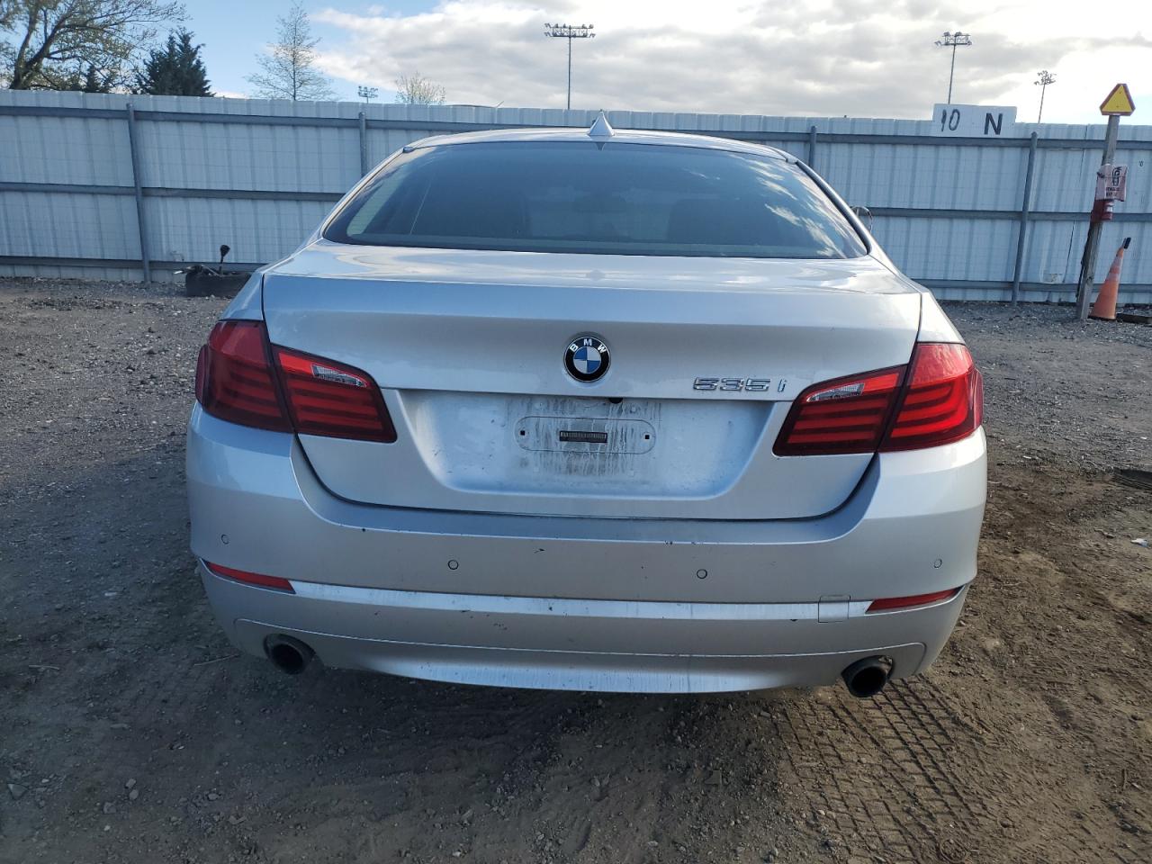 WBAFU7C56BC872518 2011 BMW 535 Xi