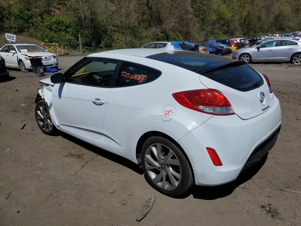 KMHTC6AD5HU306037 2017 Hyundai Veloster