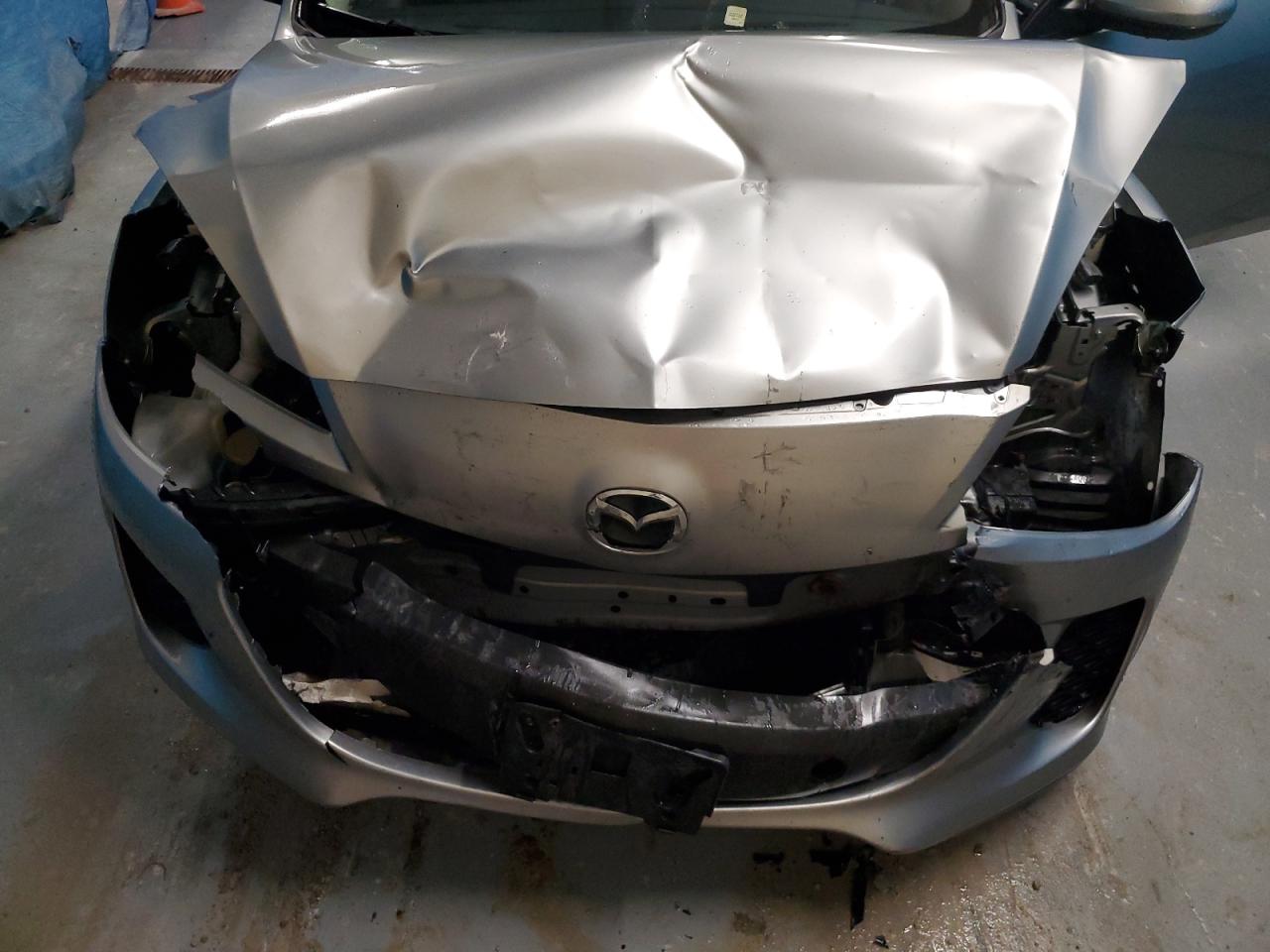 JM1BL1W70C1605189 2012 Mazda 3 I
