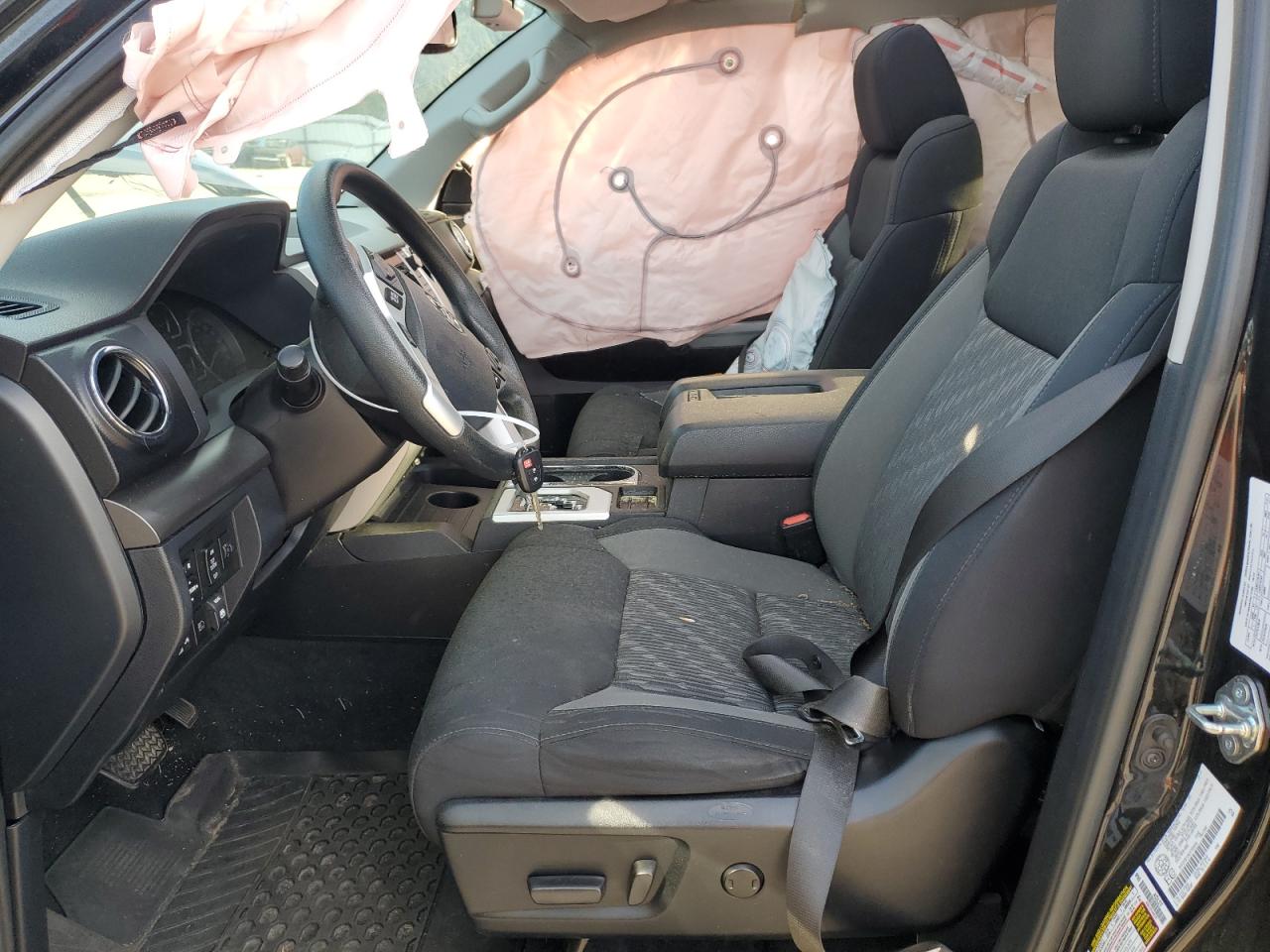 5TFDY5F15KX795936 2019 Toyota Tundra Crewmax Sr5