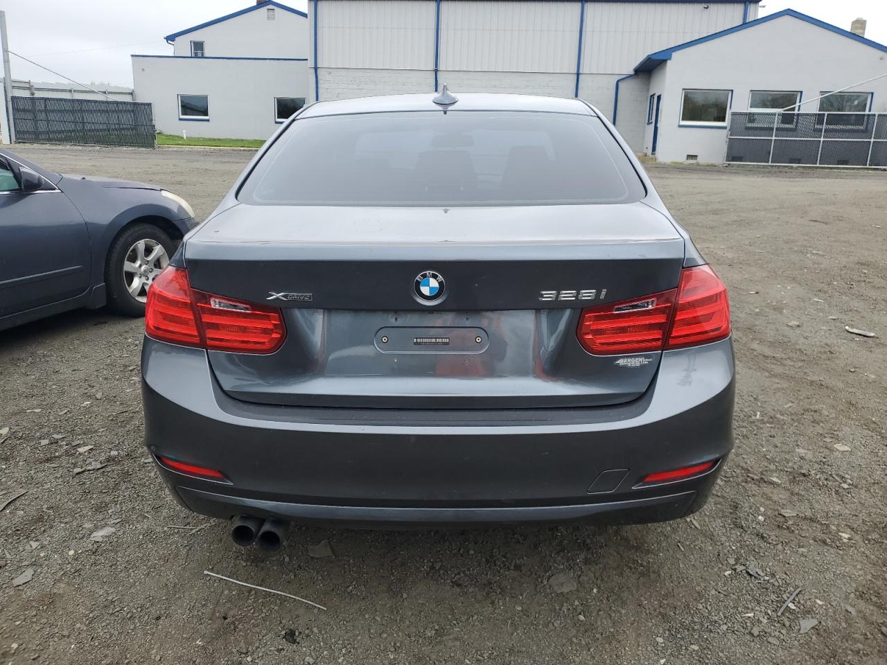 WBA3B5G55DNS06068 2013 BMW 328 Xi Sulev