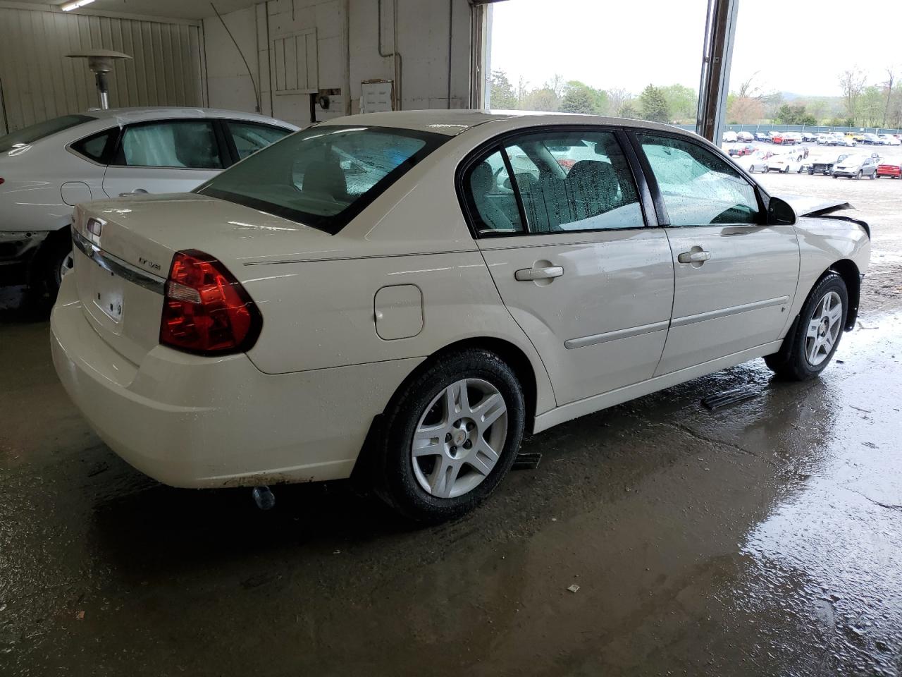 2T3BK4DV9BW037899 2011 Toyota Rav4 Base V6