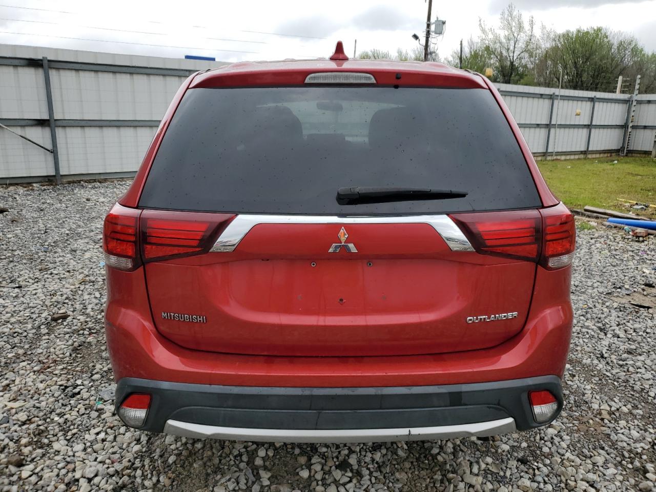 JA4AD2A38JZ037219 2018 Mitsubishi Outlander Es