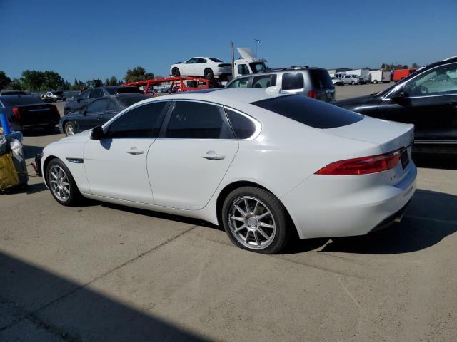 VIN SAJBD4BV8GCY13934 2016 Jaguar XF, Premium no.2