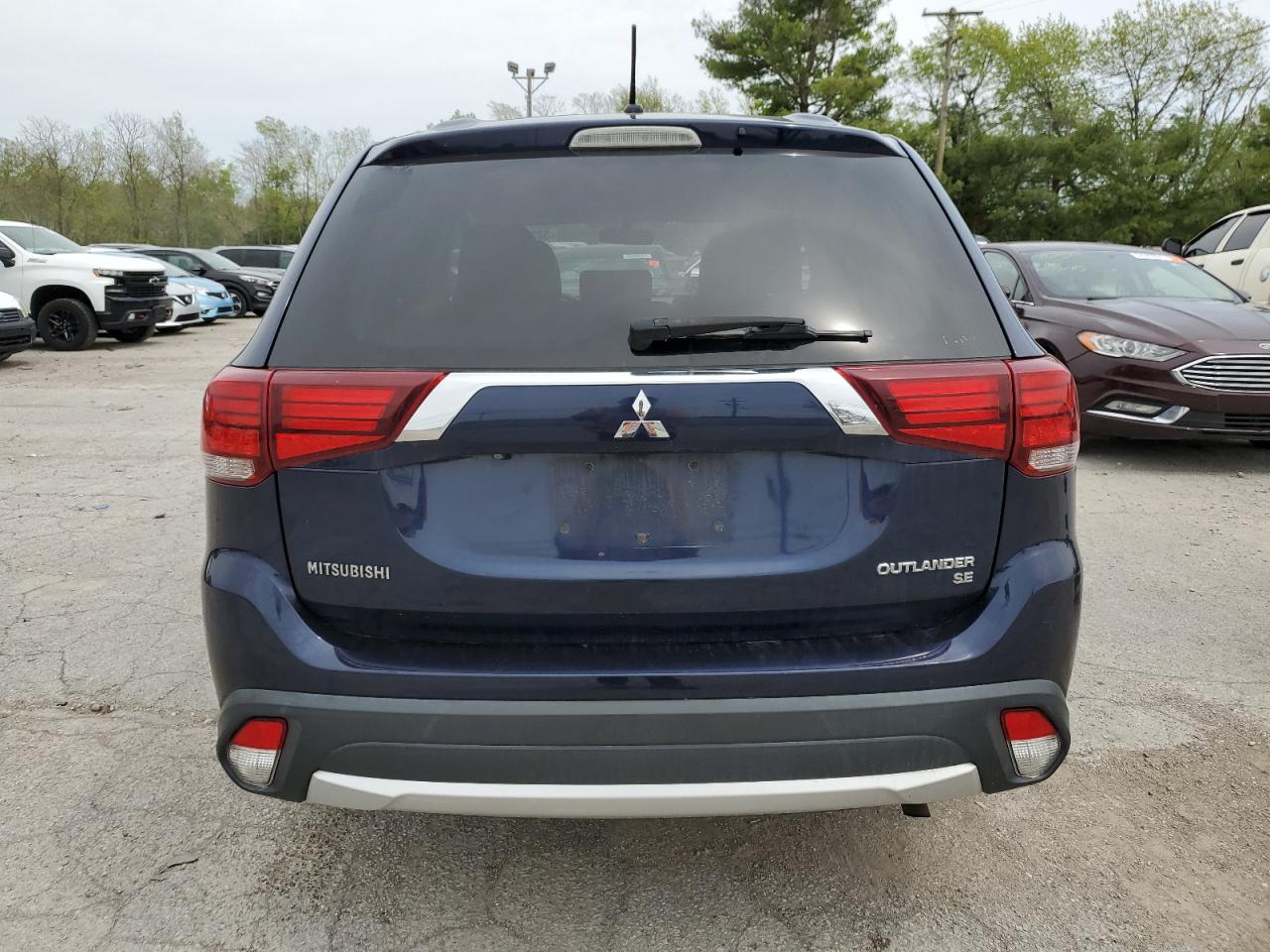 2016 Mitsubishi Outlander Se vin: JA4AZ3A34GZ004010