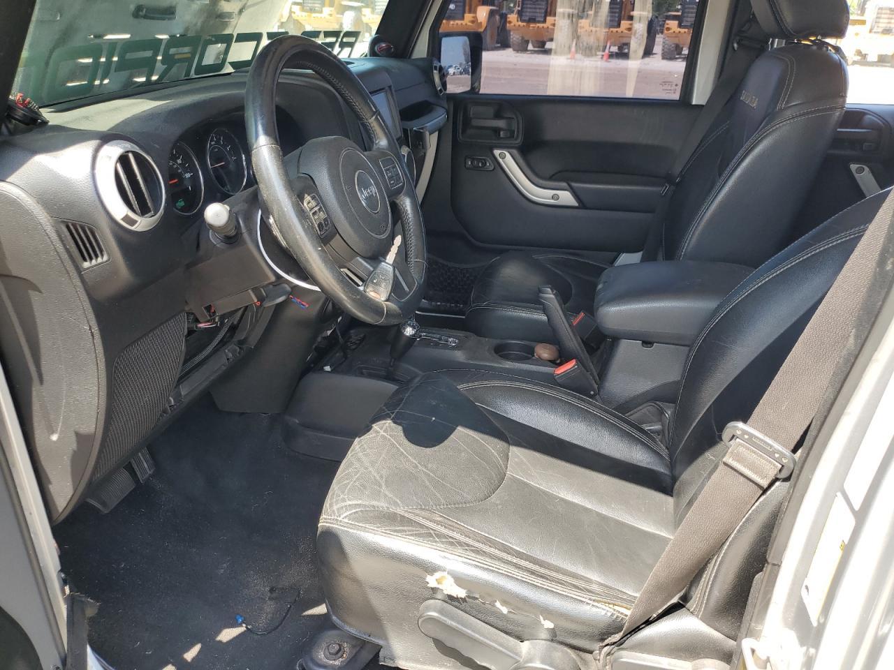 1C4BJWEG0DL693400 2013 Jeep Wrangler Unlimited Sahara