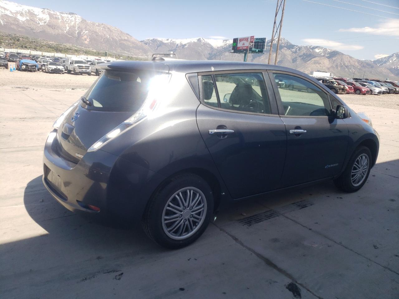 1N4AZ0CP3DC412975 2013 Nissan Leaf S