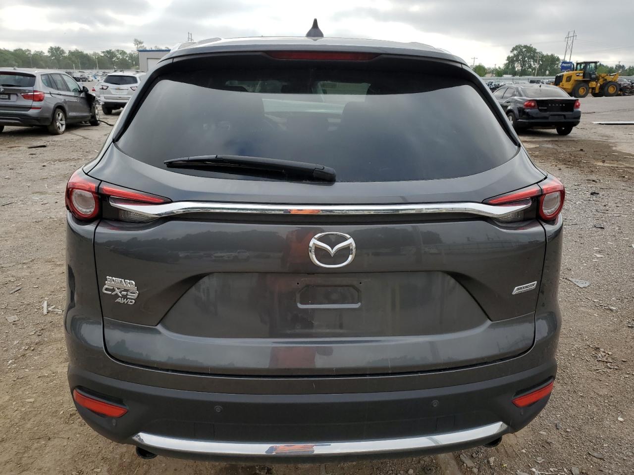 JM3TCBEY6J0211128 2018 Mazda Cx-9 Signature