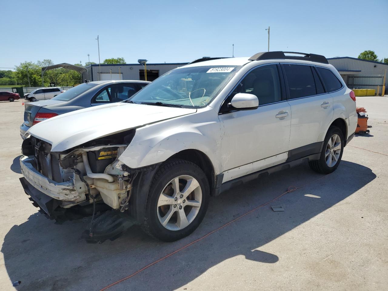 2014 Subaru Outback 2.5I Limited vin: 4S4BRBKC8E3251383