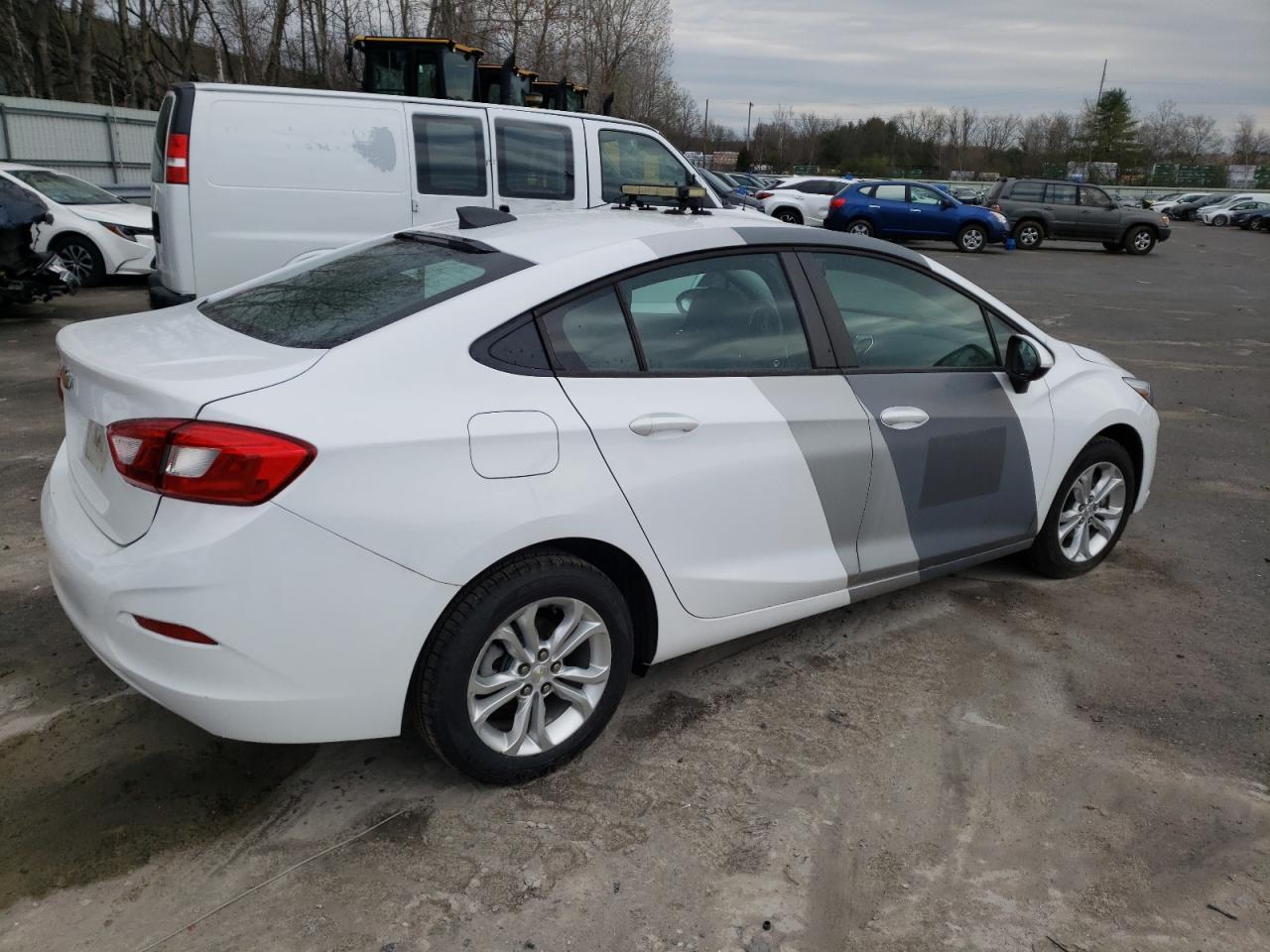 2019 Chevrolet Cruze Ls vin: 1G1BC5SM8K7153127