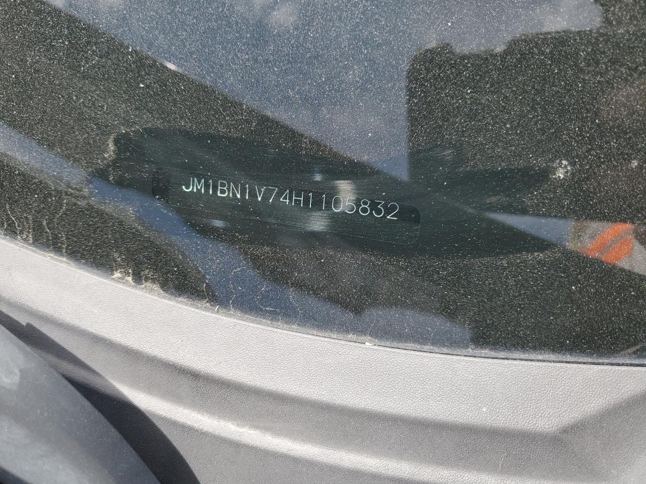 JM1BN1V74H1105832 2017 Mazda 3 Touring