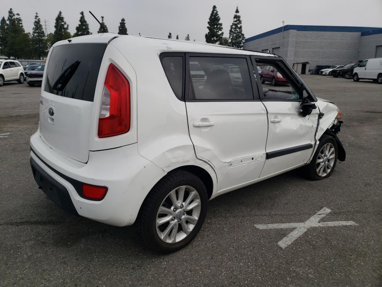 KNDJT2A66D7569197 2013 Kia Soul +